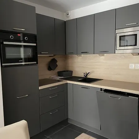 Apartmán Le Portillo - Piscine - Pour 4 Personnes Mae-4963 *
